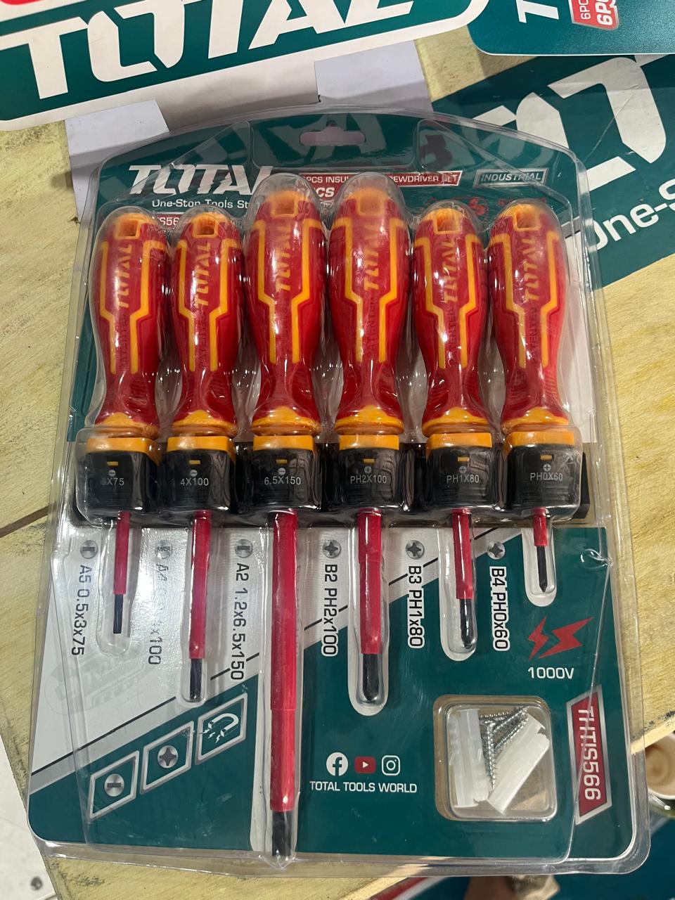 KIT DESTORNILLADORES AISLADOS 6PZ THTIS566